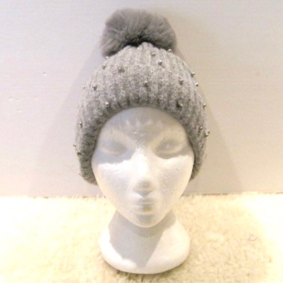 Ribbed Knit Pom Pom Hat - Picture 1 of 9